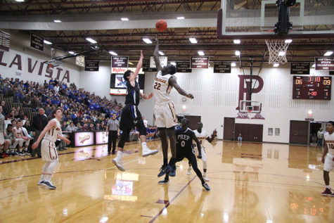 PHOTOS: Varsity Basketball vs. Papio