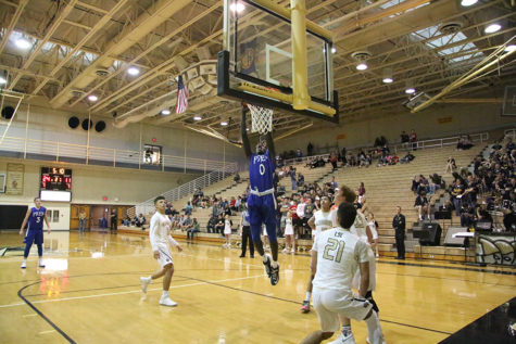 PHOTOS: Varsity Basketball vs. Lincoln Southeast