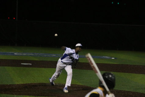 PHOTOS:Varsity Baseball vs. Bellevue West
